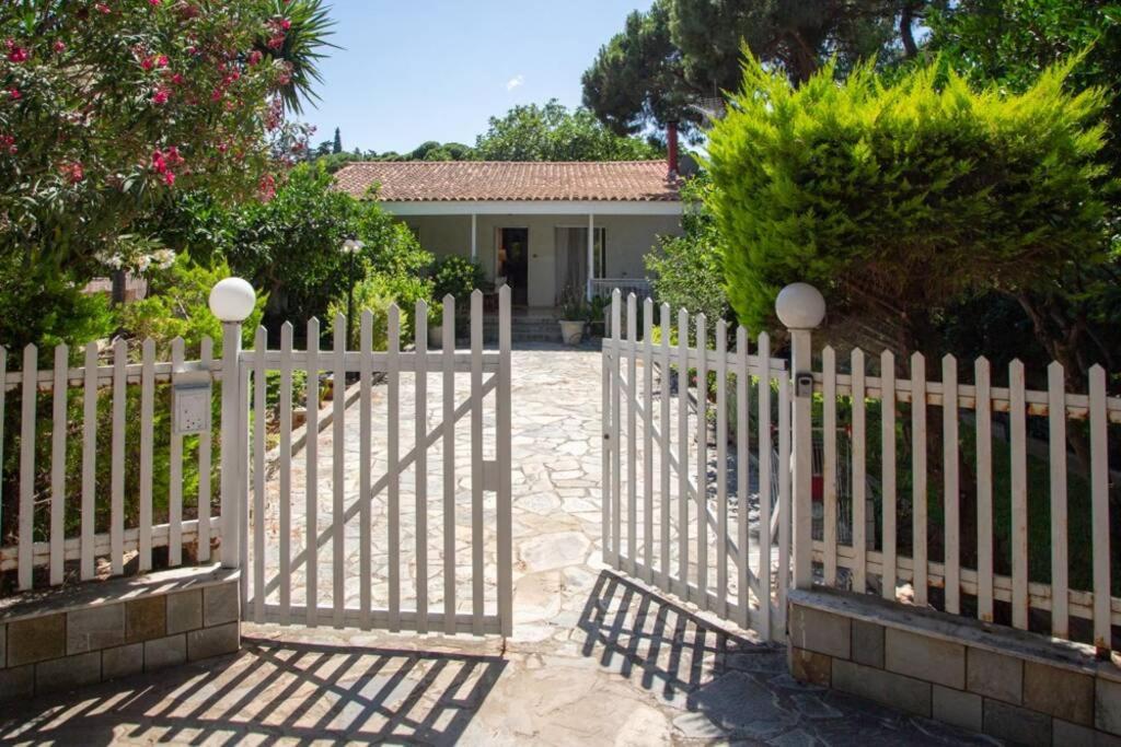 Koko'S Summer House Néa Mákri Dış mekan fotoğraf